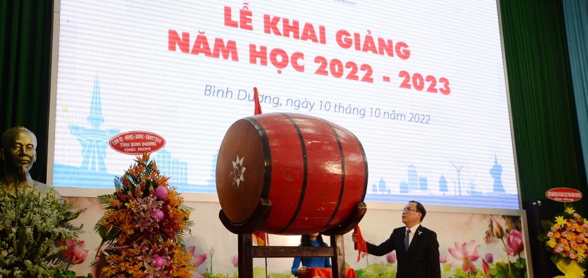 Khai giảng năm học mới 2022 – 2023: Phát huy truyền thống đoàn kết, nỗ lực phấn đấu xây dựng, phát triển thương hiệu giáo dục ĐH Thủ Dầu Một