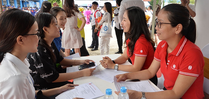 Ngày hội việc làm TDMU năm 2019: Nơi gặp gỡ, kết nối nhà tuyển dụng với sinh viên